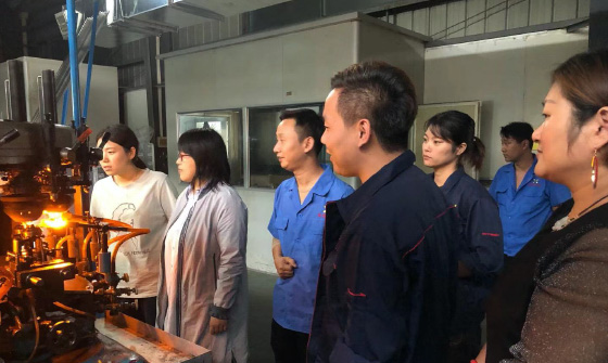 星童醫(yī)療有限公司來(lái)廠參觀